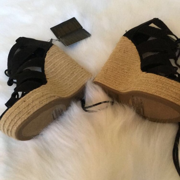 Wedges heels - Picture 3 of 3